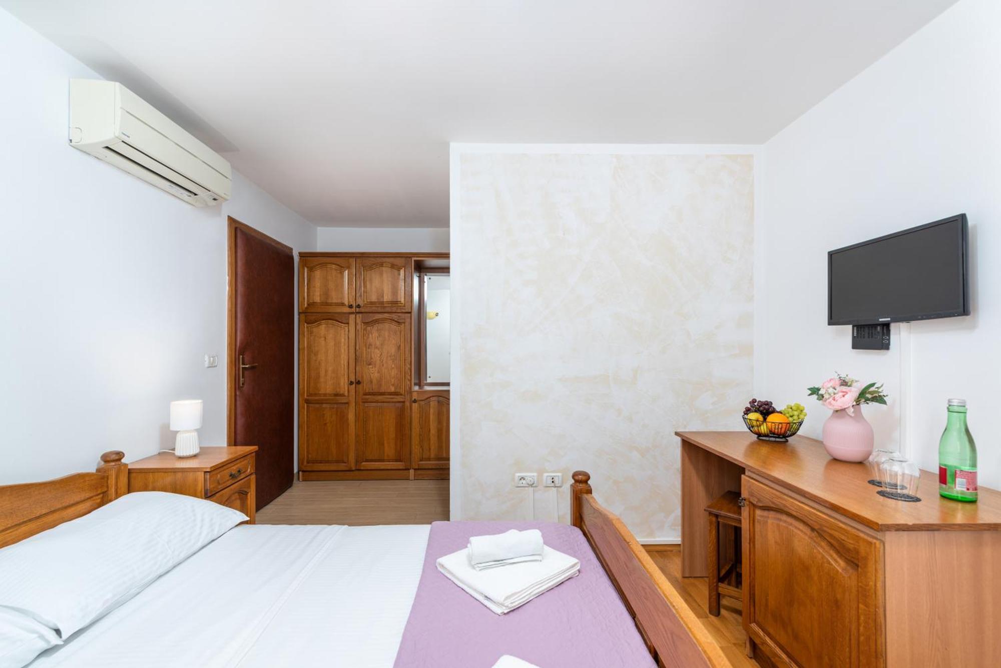 Laco De Pelagius Rooms Novigrad  Exterior photo