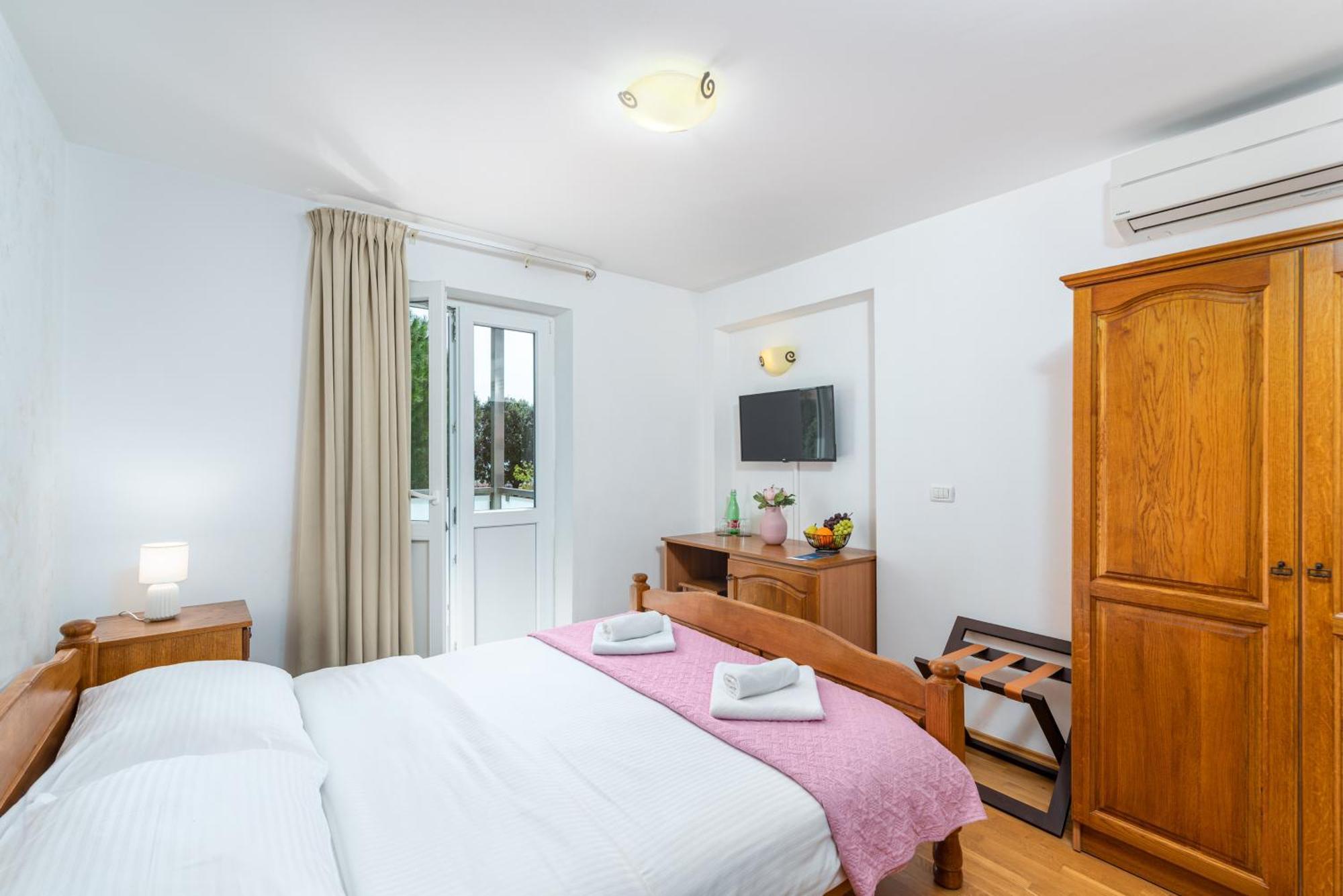 Laco De Pelagius Rooms Novigrad  Exterior photo